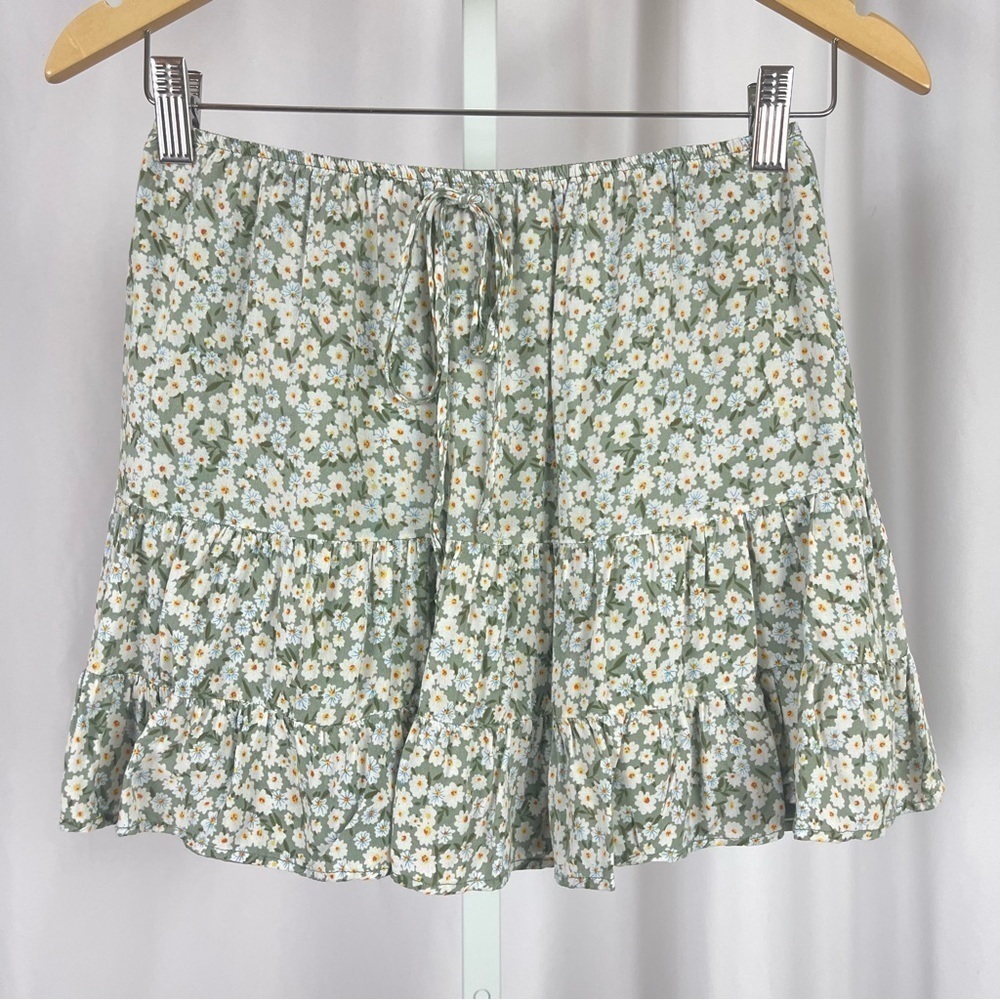 Urban Outfitters Small Ditsy Floral Ruffle Boho Cottagecore Elastic Mini Skirt